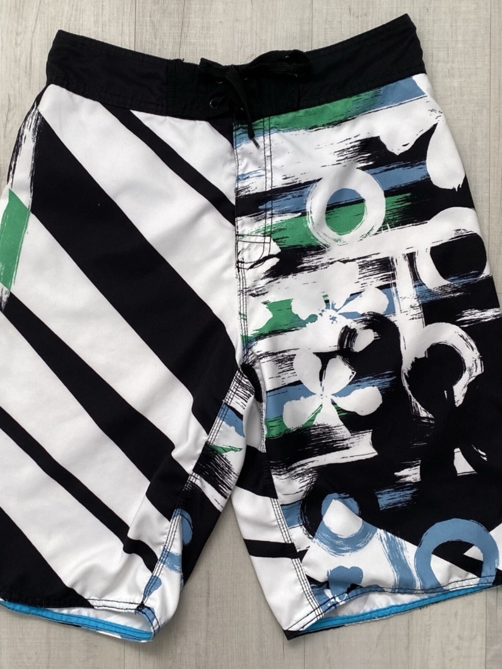 Men's Basic Concepts White/Blue/Green Floral Boardshorts Swim Shorts Size 30